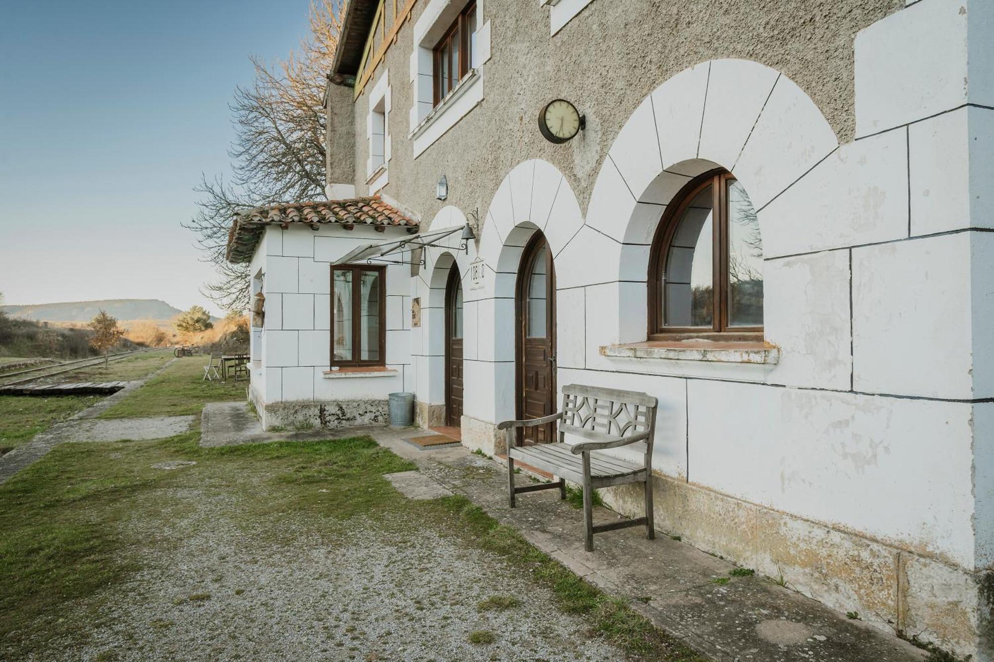 Gasthaus La Estacion De Rabanera Rabanera del Pinar Exterior foto